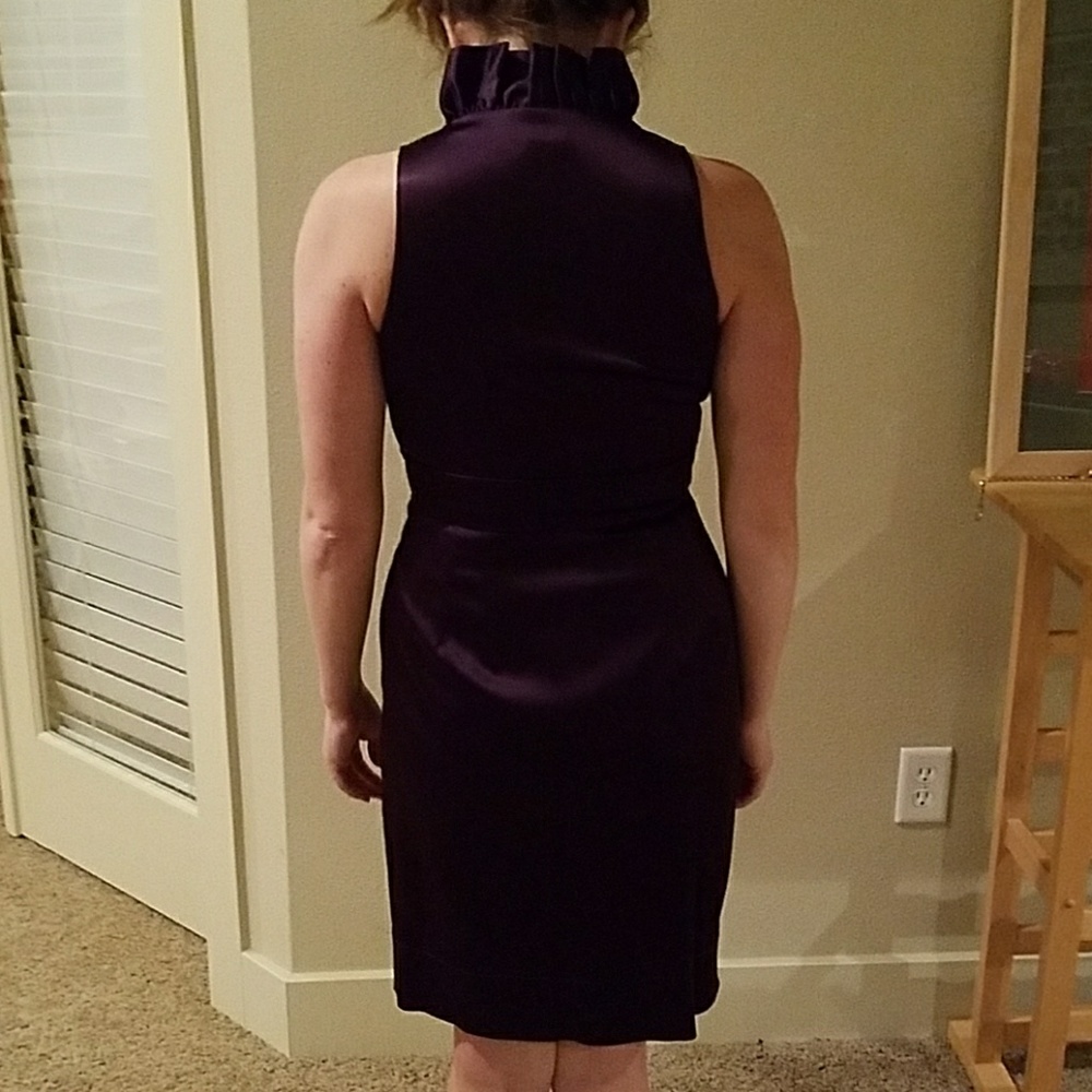 Dress - Picture 2 of 4